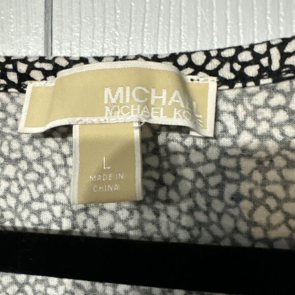 Michael Kors Women L Black and White Marble Print Hi-lo Top‎ With MK Medallion - Picture 2 of 7